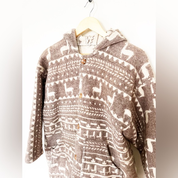 Women's Coat XL fits L Alpaca White Tan 100% Wool Ecuador RARE!!! - Picture 3 of 3